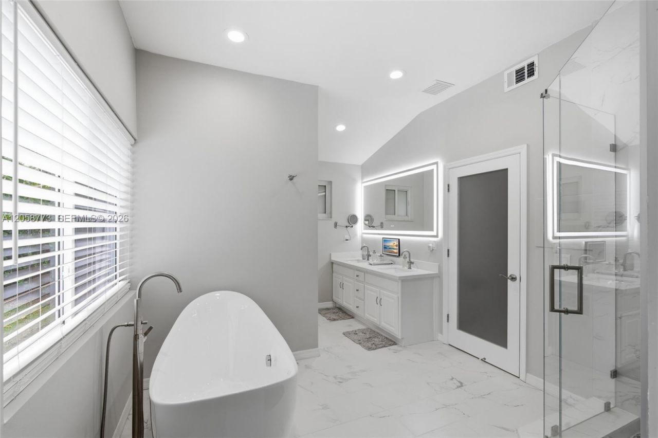 15845 SW 87th Ave, Palmetto Bay, FL 33157 Photo