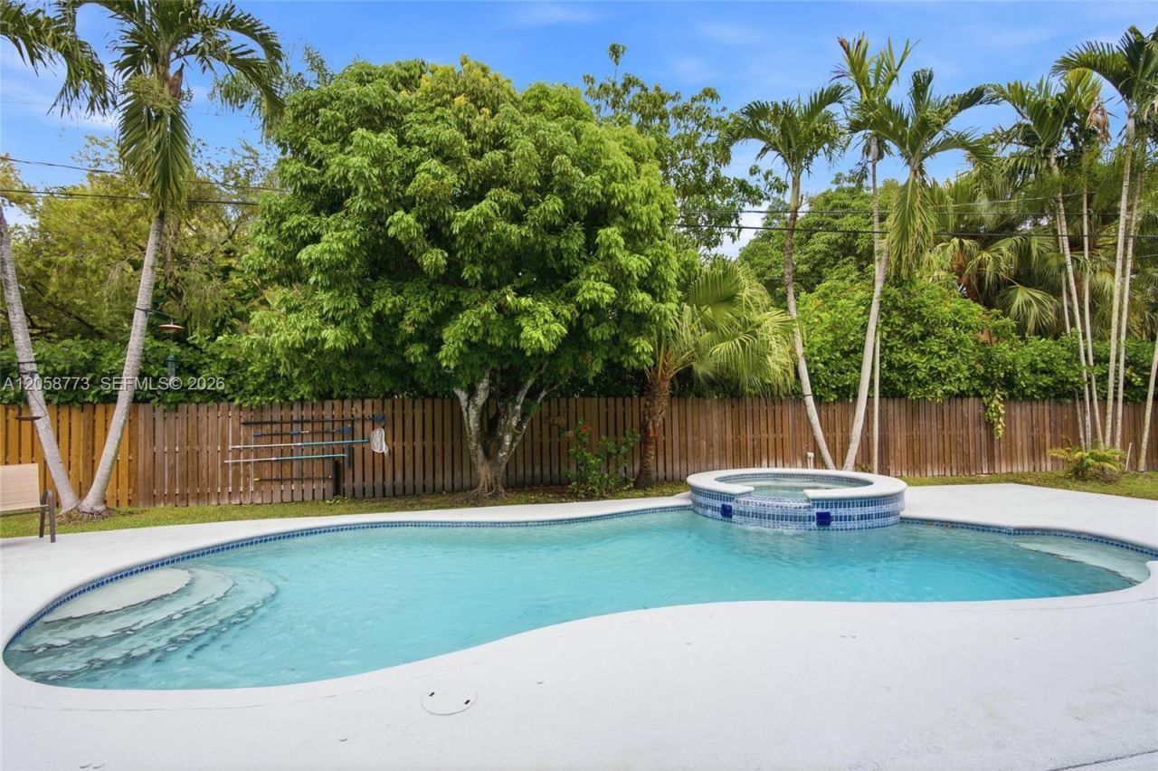 15845 SW 87th Ave, Palmetto Bay, FL 33157 Photo