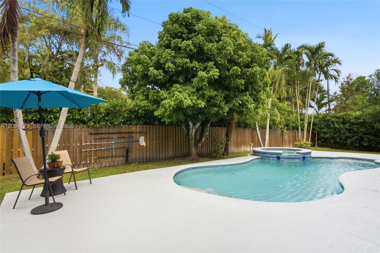 15845 SW 87th Ave, Palmetto Bay, FL 33157 Photo