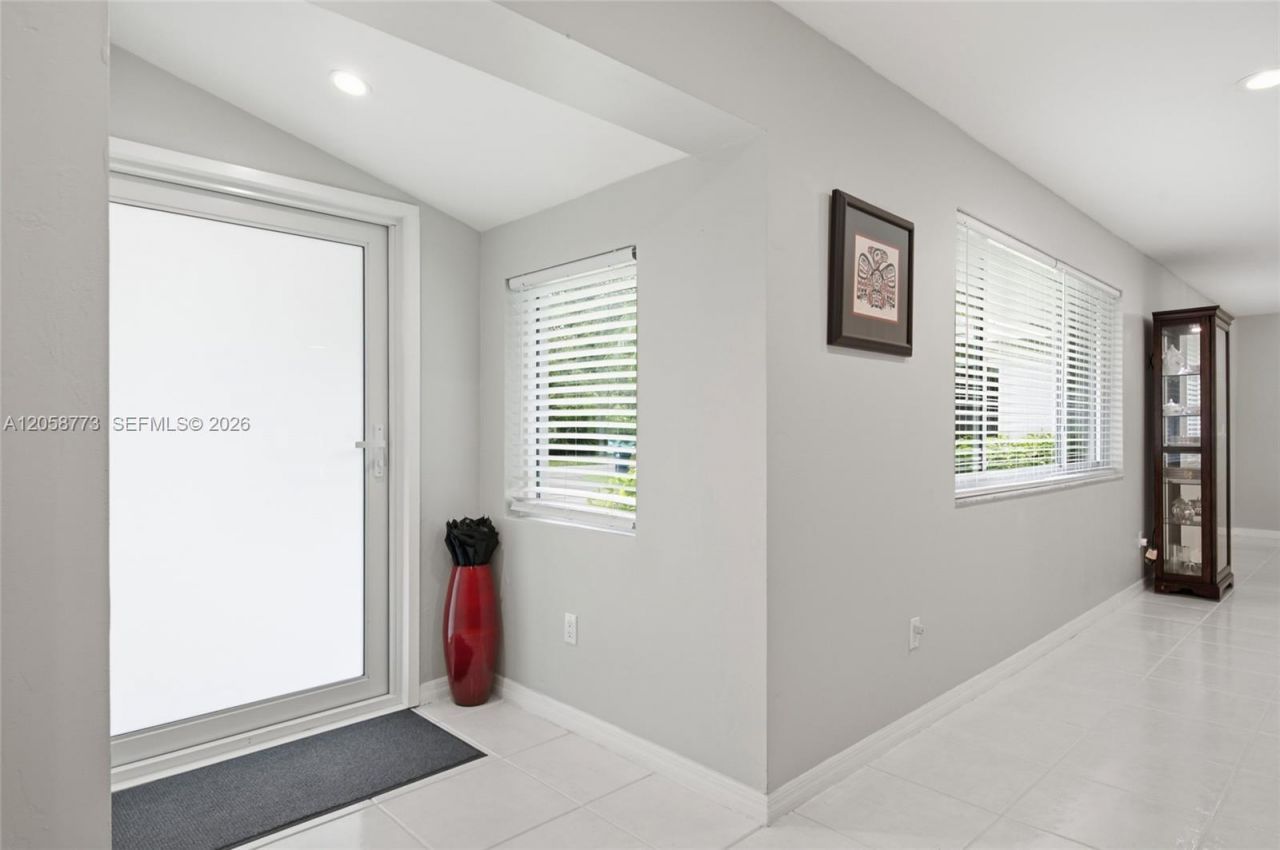 15845 SW 87th Ave, Palmetto Bay, FL 33157 Photo