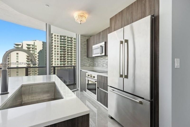 488 NE 18th St, Unit 3801, Miami, FL 33132 Photo