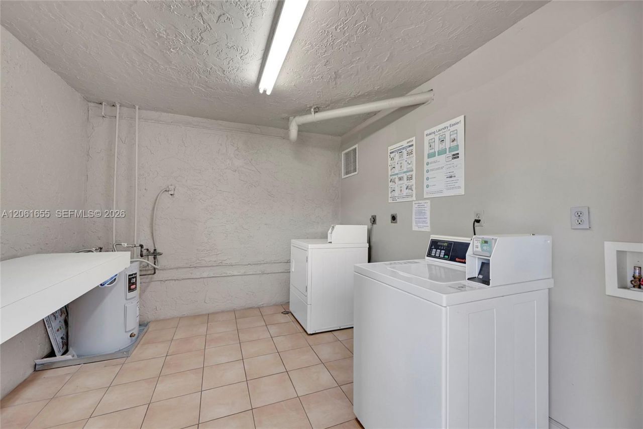 1100 NW 87th Ave, Unit 401, Coral Springs, FL 33071 Photo