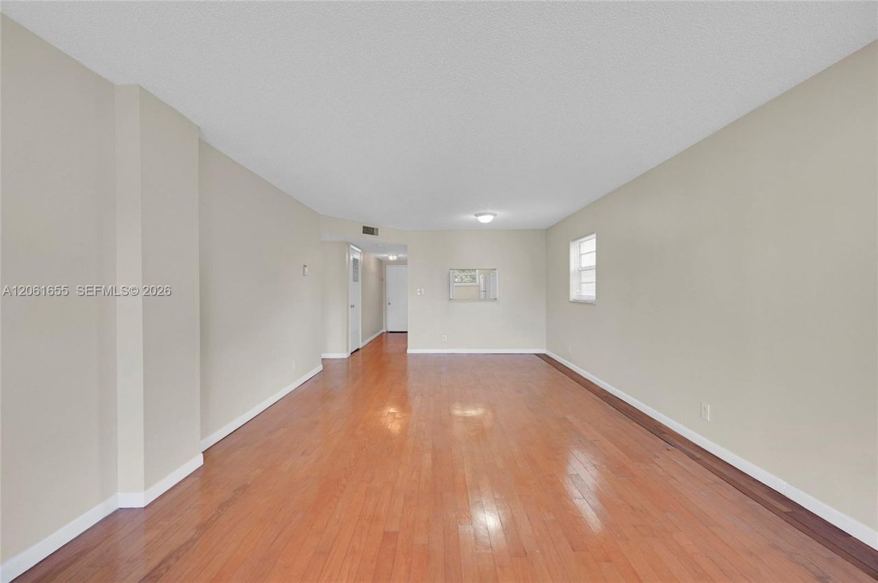 1100 NW 87th Ave, Unit 401, Coral Springs, FL 33071 Photo
