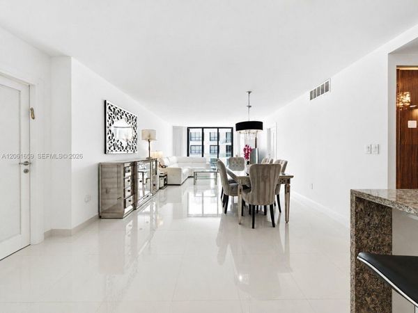 9801 Collins Ave , Unit 10V, Bal Harbour, FL 33154