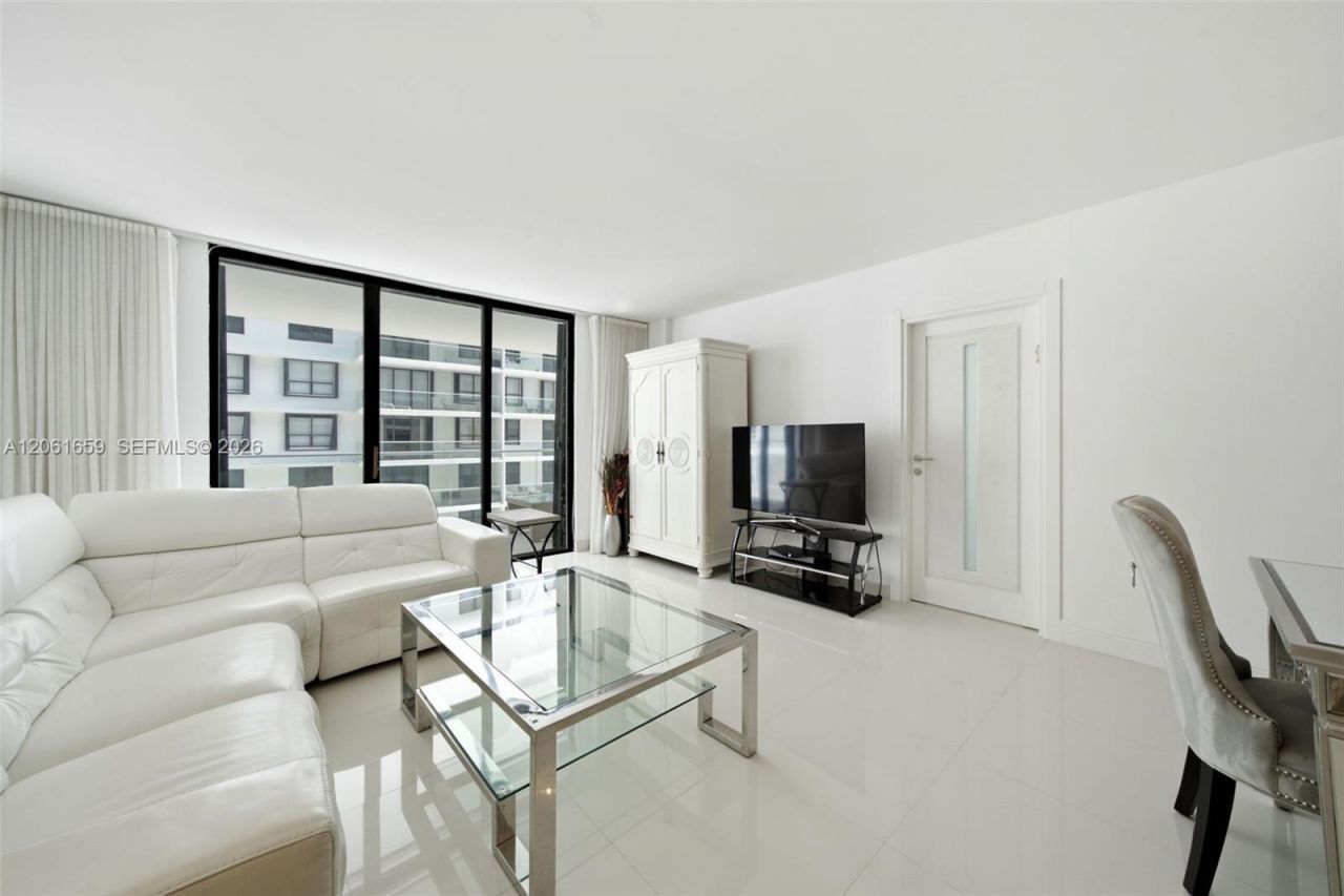 9801 Collins Ave , Unit 10V, Bal Harbour, FL 33154 Photo