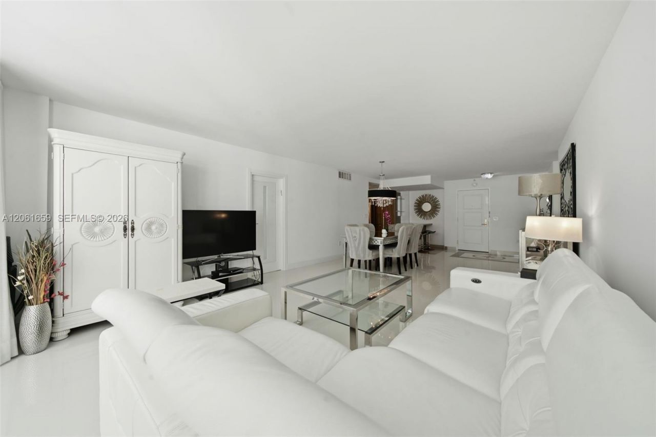 9801 Collins Ave , Unit 10V, Bal Harbour, FL 33154 Photo