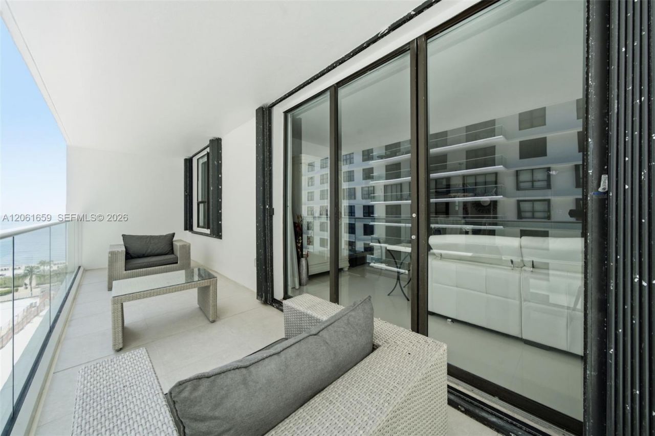 9801 Collins Ave , Unit 10V, Bal Harbour, FL 33154 Photo