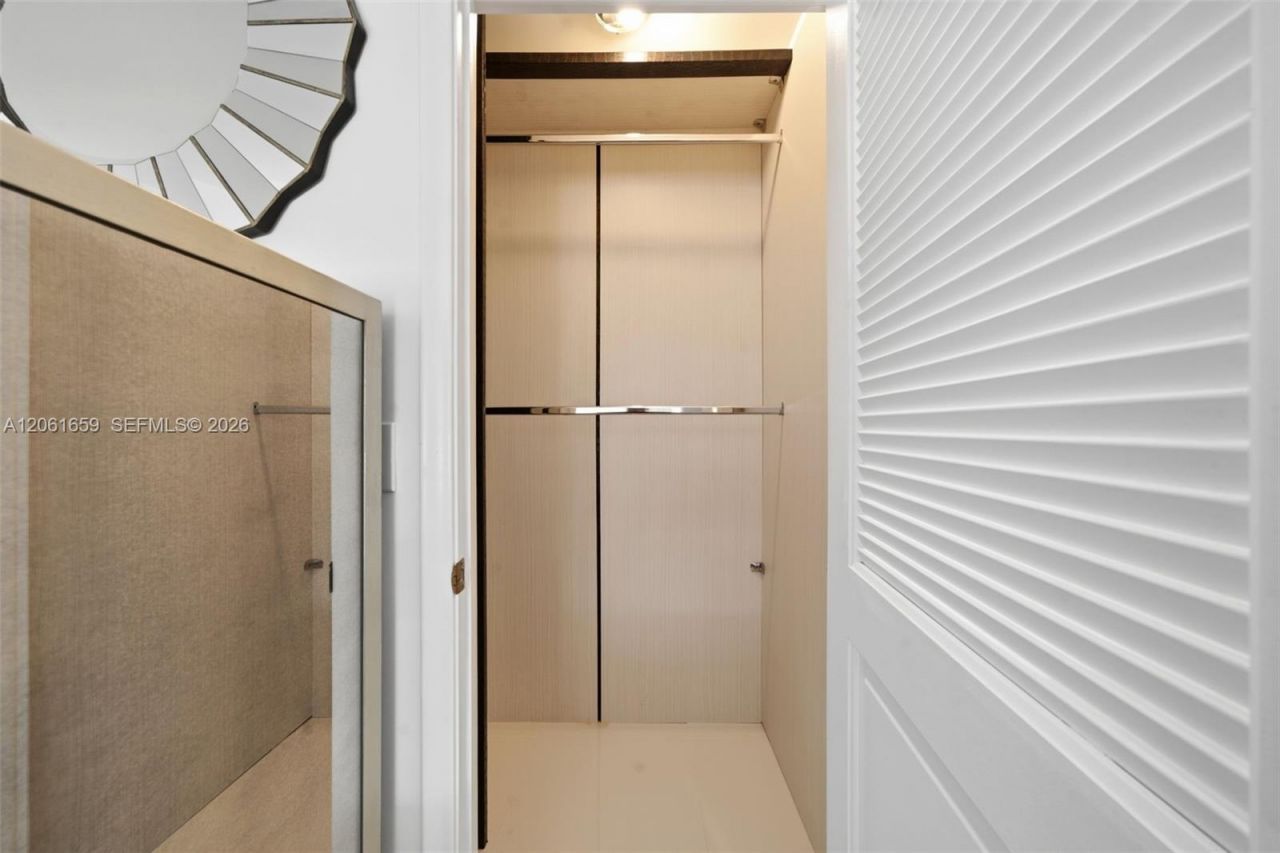 9801 Collins Ave , Unit 10V, Bal Harbour, FL 33154 Photo