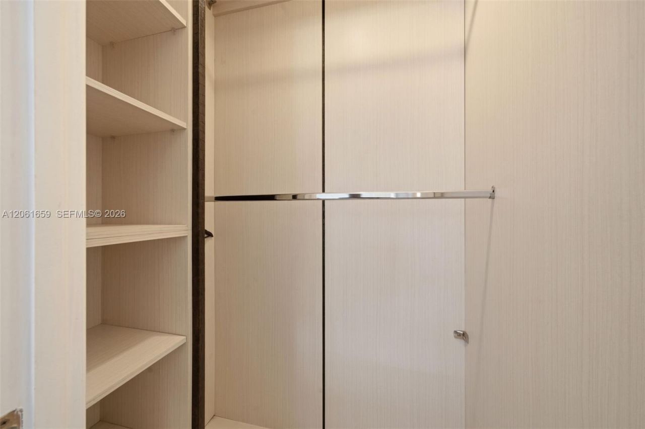 9801 Collins Ave , Unit 10V, Bal Harbour, FL 33154 Photo