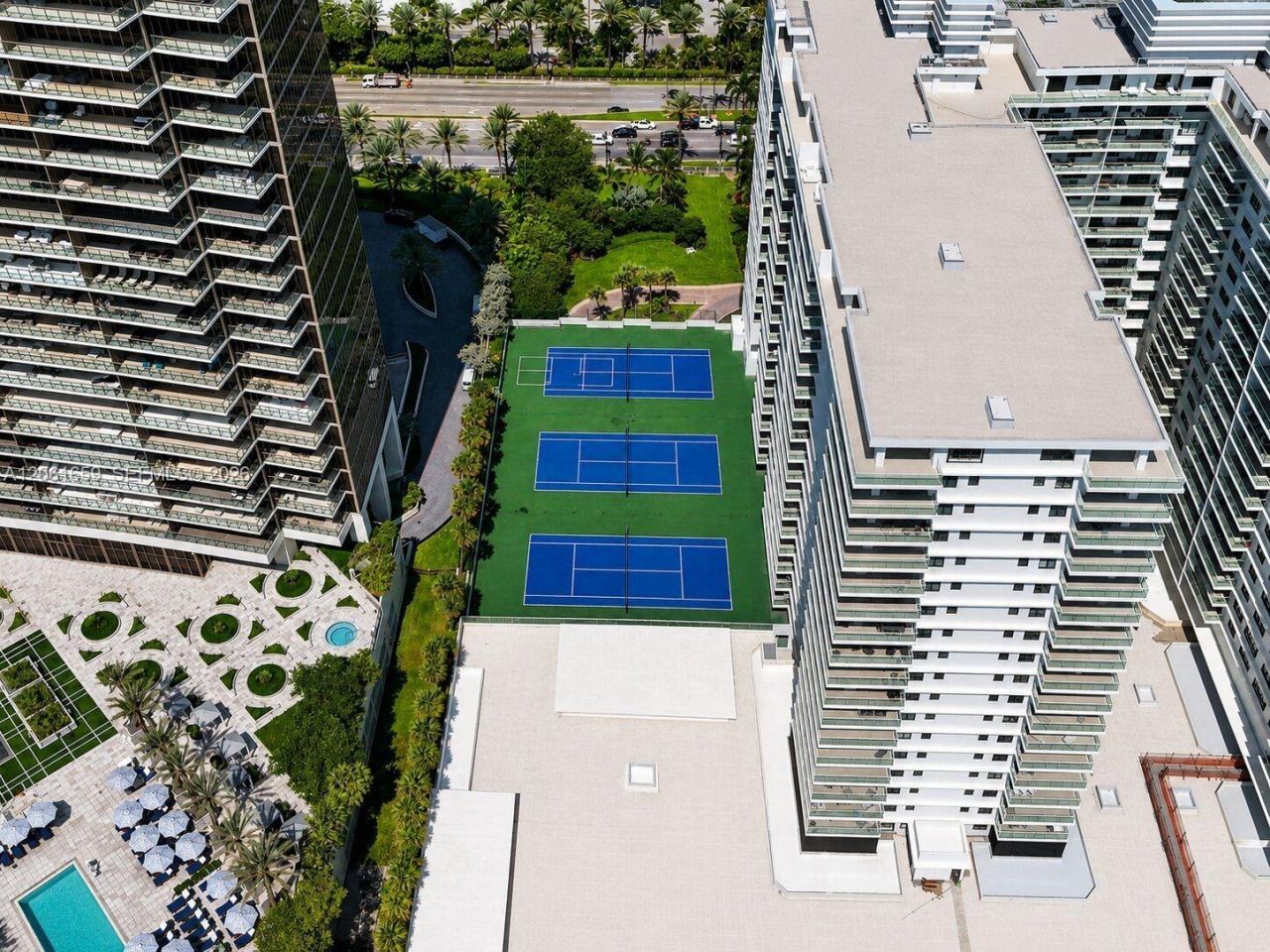 9801 Collins Ave , Unit 10V, Bal Harbour, FL 33154 Photo