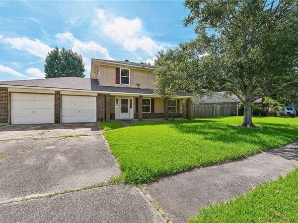 1800 W FRISCO Drive, LaPlace, LA 70068