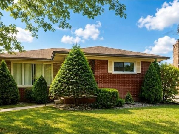 21240 Evergreen Street, St Clair Shores, Mi 48082