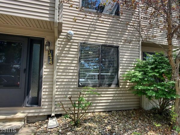 1474 Ward Street, Fenton, Mi 48430