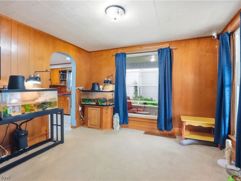 127 E High Street, Fostoria, OH 44830 Photo 6