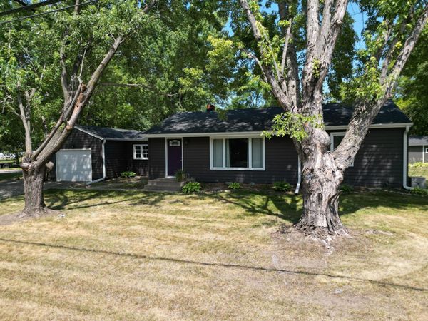 916 4th Avenue N, Sauk Rapids, MN 56379