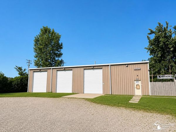 12517 Mill Street, Carleton, MI 48117