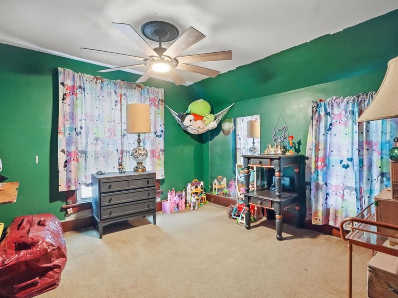 127 E High Street , Fostoria, OH 44830 Photo 15
