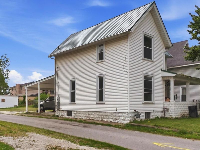 127 E High Street , Fostoria, OH 44830 Photo 24
