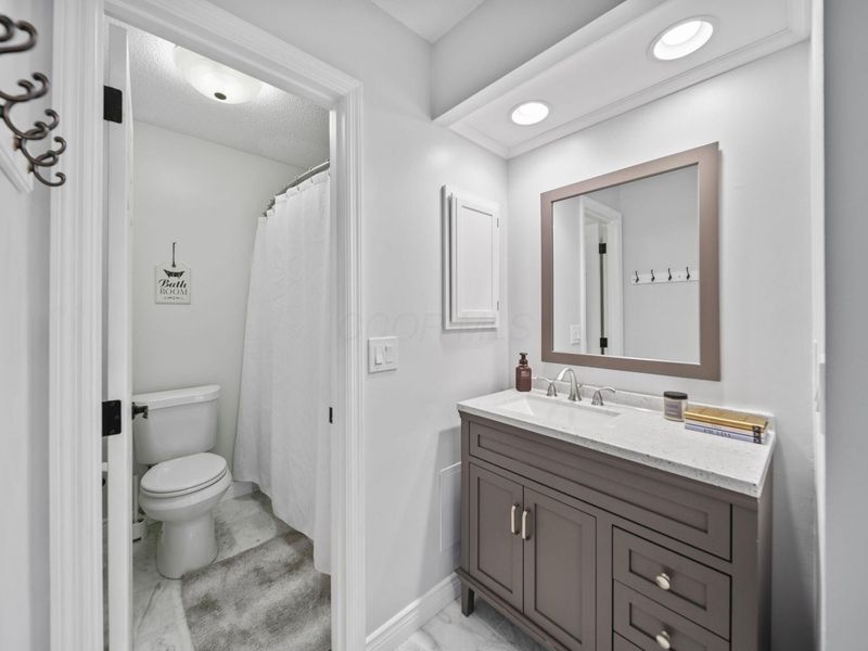 886 Thirlwall Court, Westerville, OH 43081 Photo 30