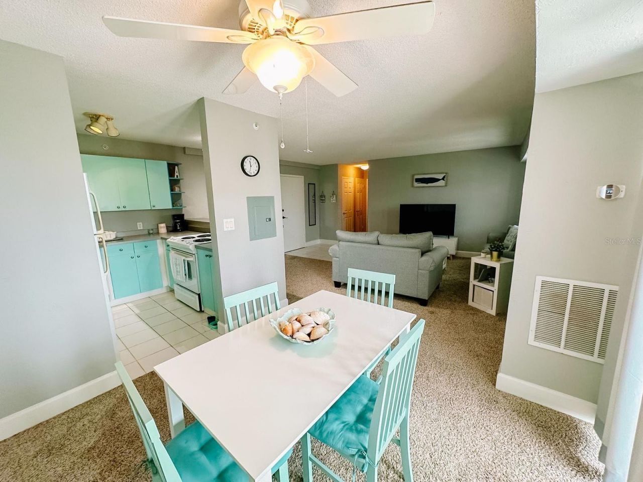 3315 58th Avenue S, Unit 414, Saint Petersburg, FL 33712 Photo