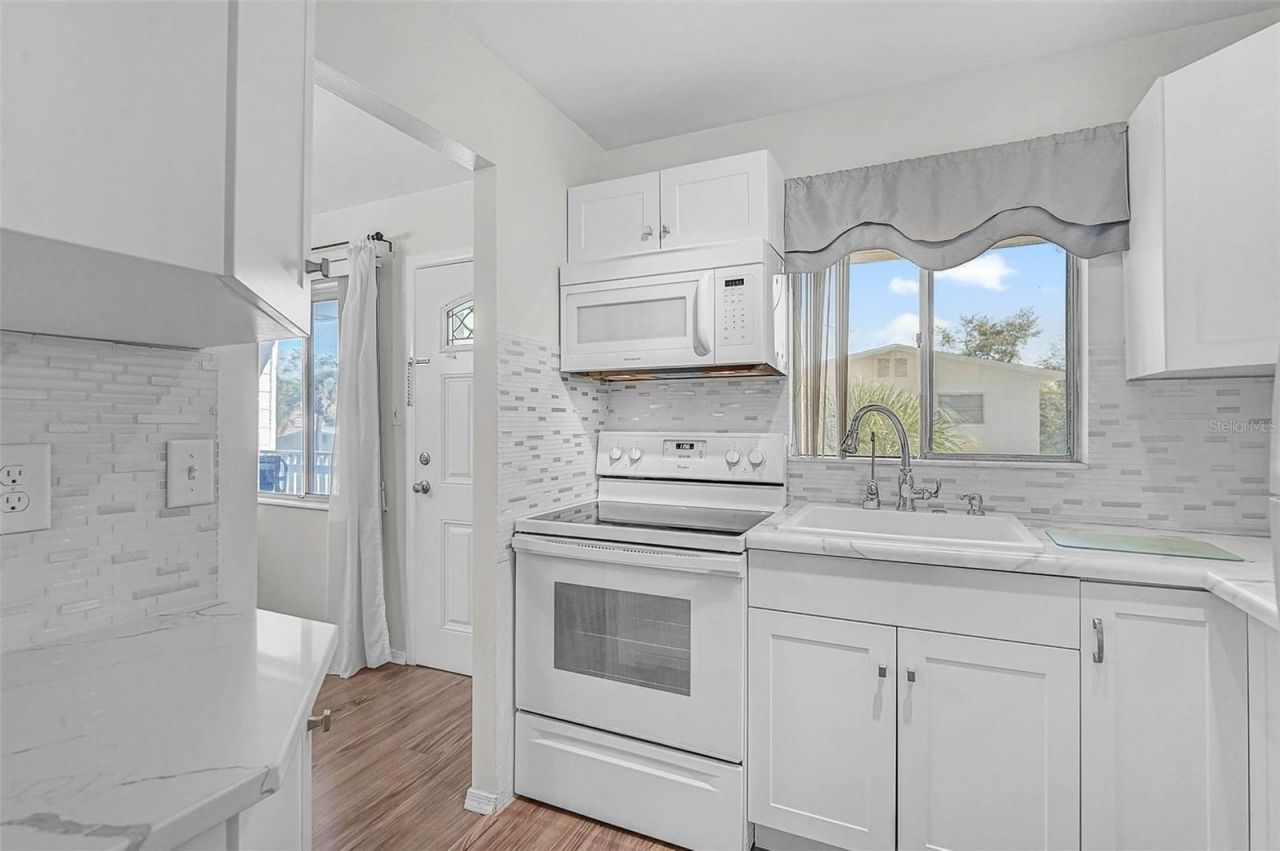 5940 Easy Street, Unit K31, Bradenton, FL 34207 Photo