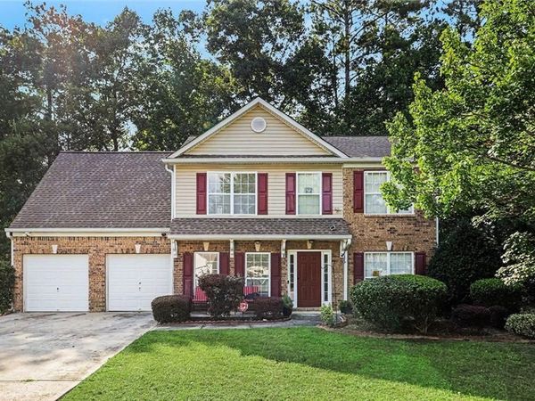 8280 Mayfern Drive , Fayetteville, GA 30215