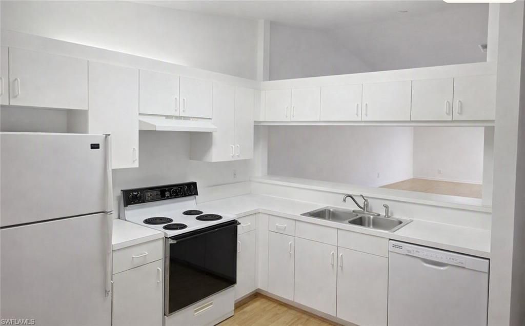 5735 Foxlake Dr , Unit 8, North Fort Myers, FL 33917 Photo