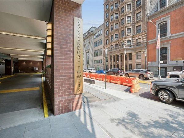 1 Irving Place , Unit U16E, New York (Manhattan), NY 10003