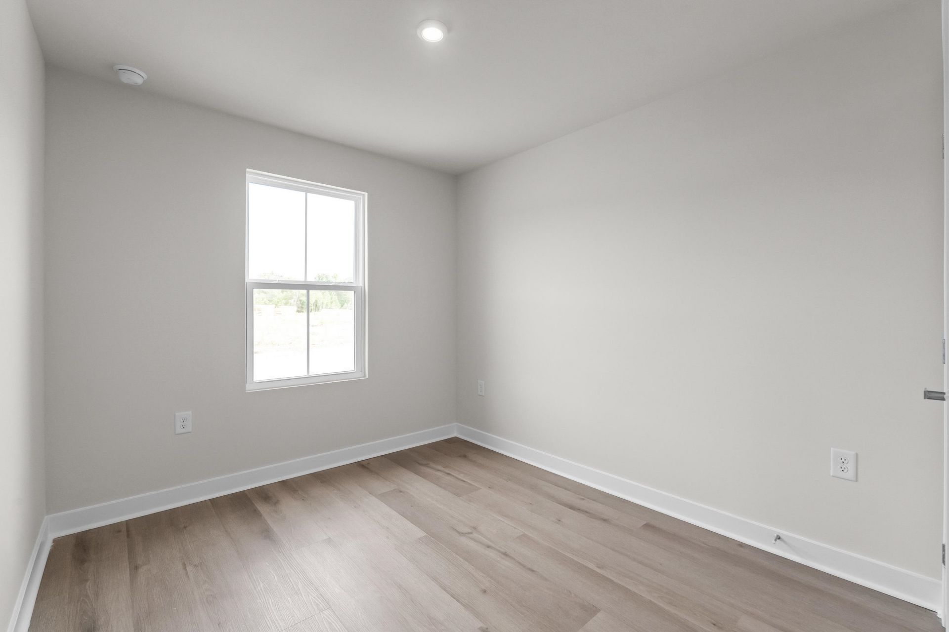 878 Alaska Dr Photo 10