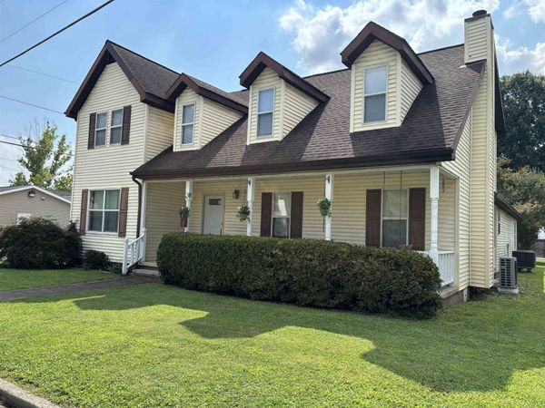 243 W 2nd St, Ceredo, WV 25507