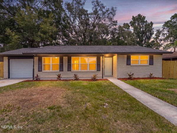 6104 W GOLDEN GROVE Road W, Jacksonville, FL 32244