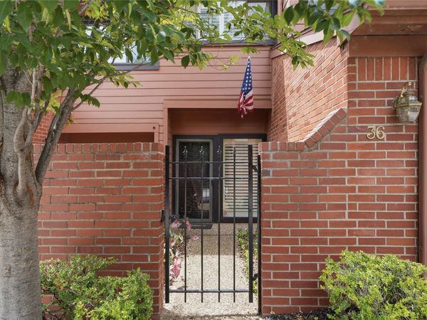 36 Woodward Boulevard, Unit 200-17, Tulsa, OK 74114
