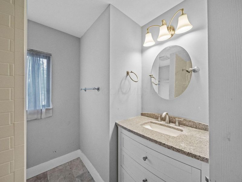 5715 Blinnton Place , Columbus, OH 43235 Photo 22