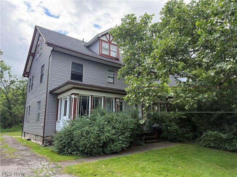 1605 Ford Avenue, Youngstown, OH 44504 Photo 2