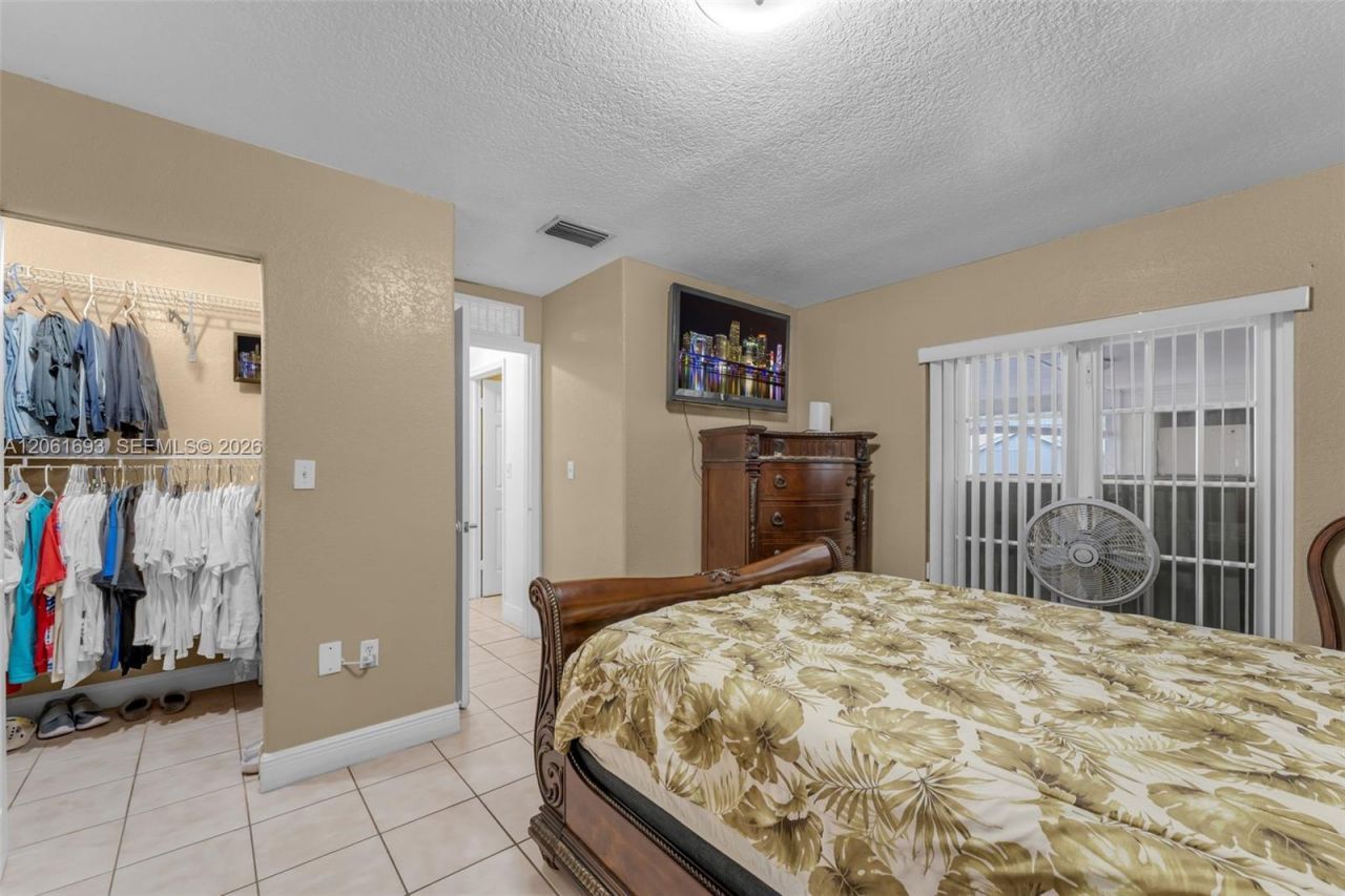 14726 SW 82nd Ter , Miami, FL 33193 Photo
