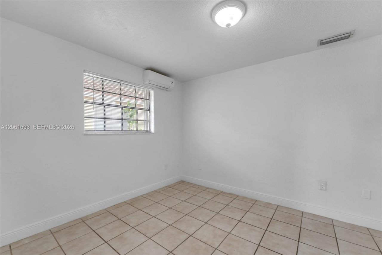 14726 SW 82nd Ter , Miami, FL 33193 Photo