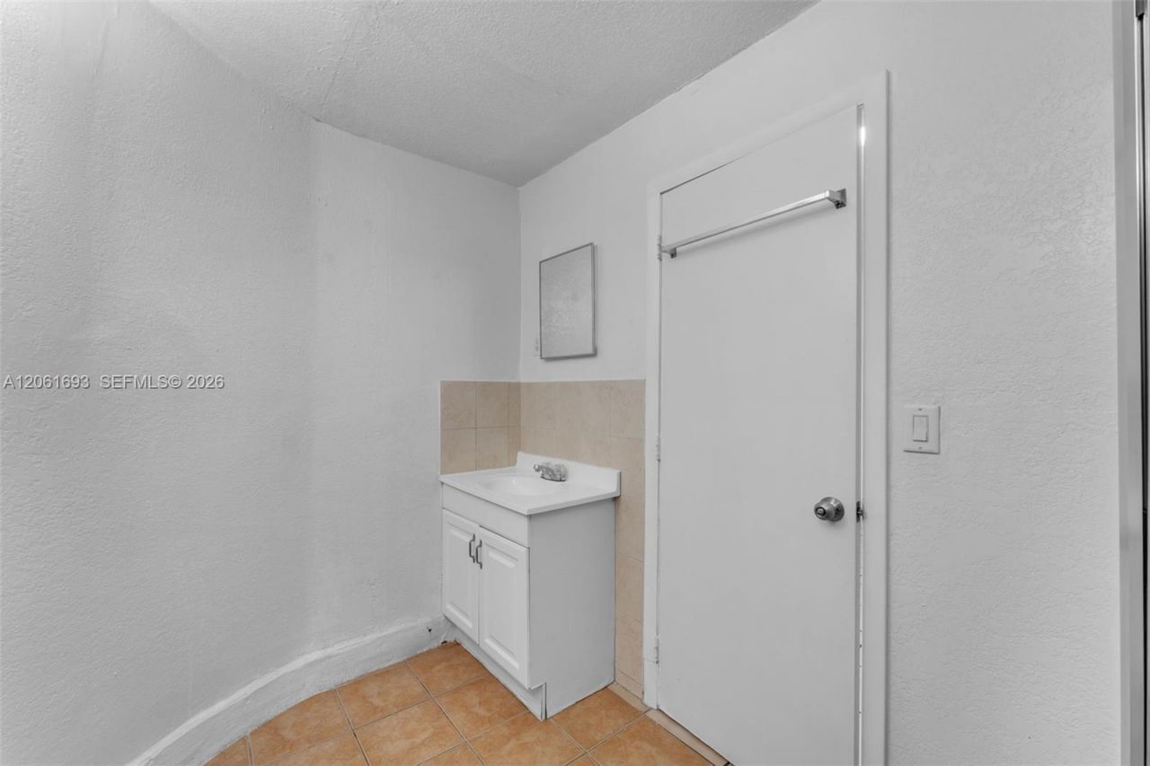 14726 SW 82nd Ter , Miami, FL 33193 Photo