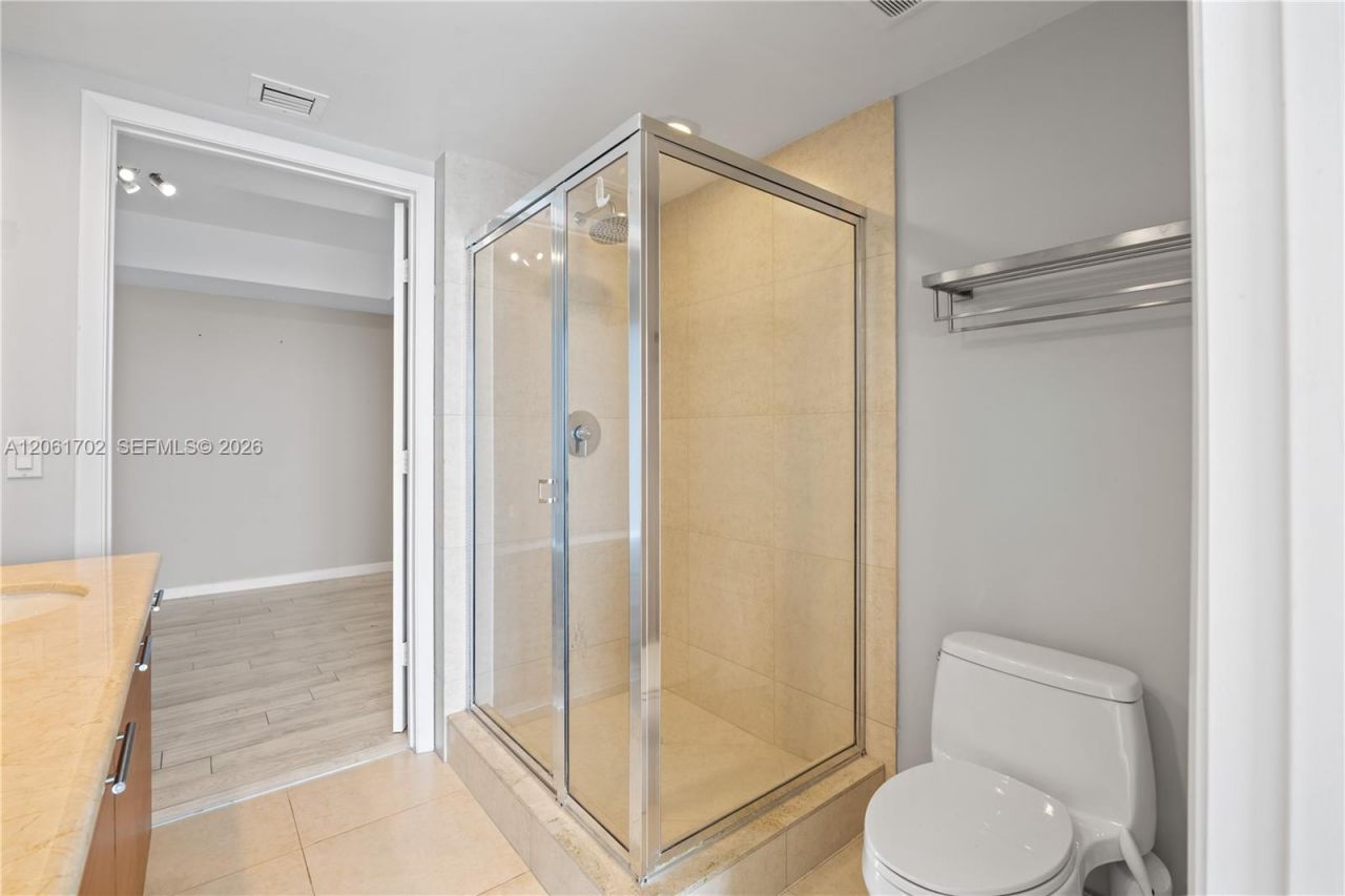50 Biscayne Blvd , Unit 4706, Miami, FL 33132 Photo