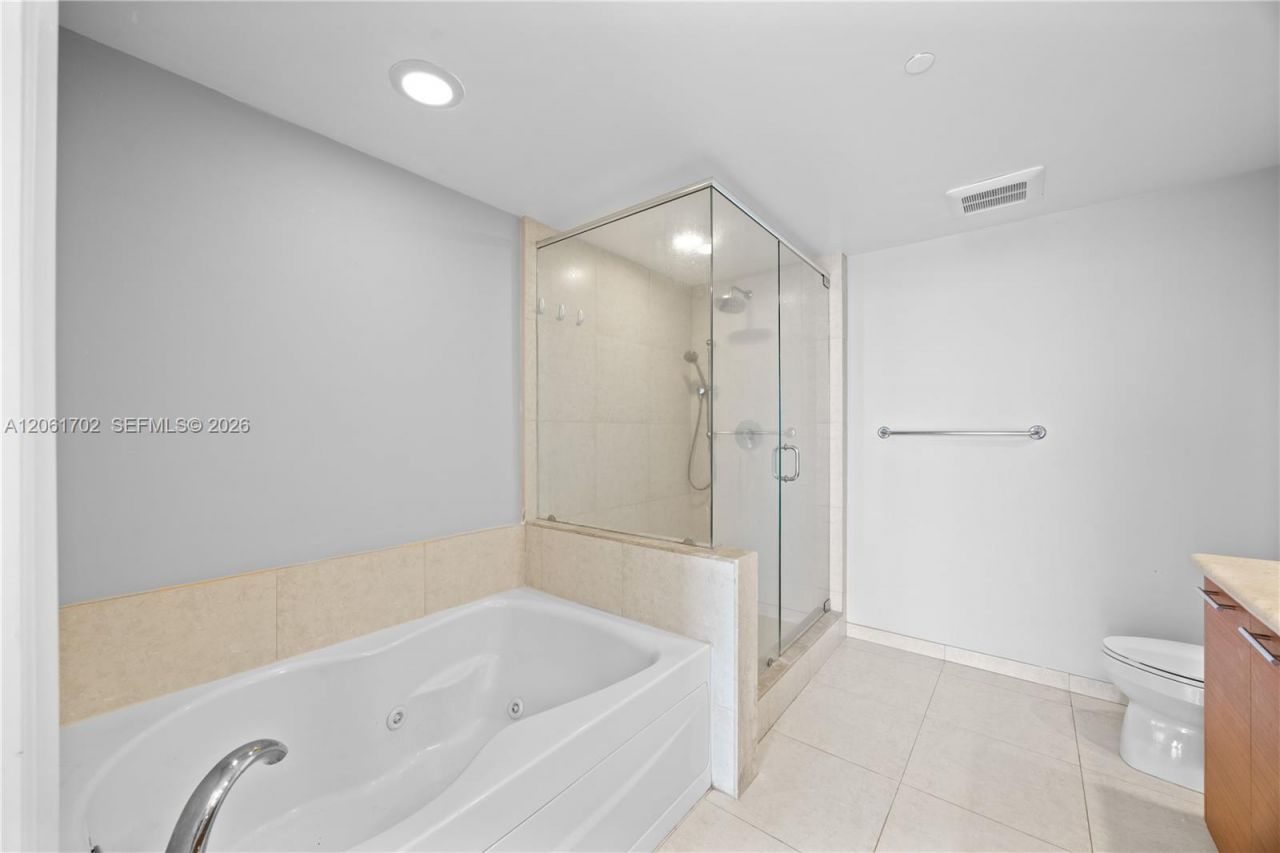 50 Biscayne Blvd , Unit 4706, Miami, FL 33132 Photo