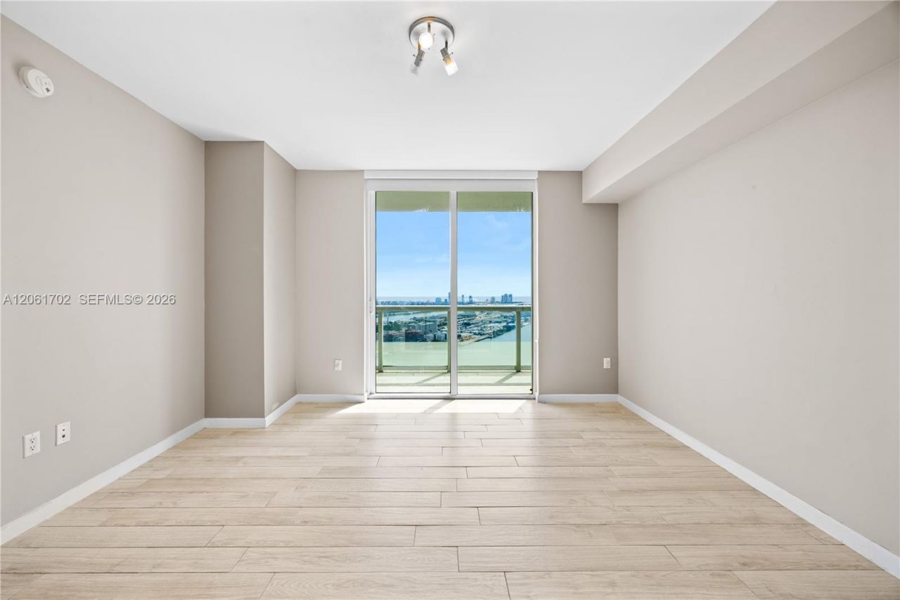 50 Biscayne Blvd , Unit 4706, Miami, FL 33132 Photo