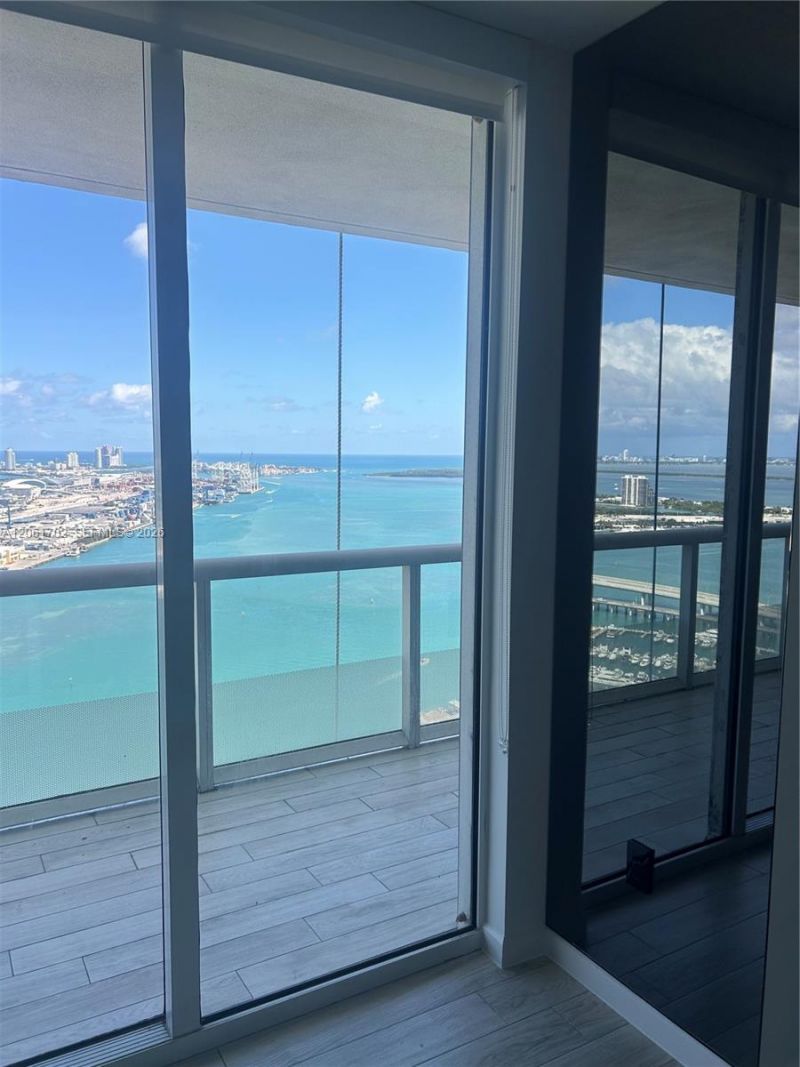50 Biscayne Blvd , Unit 4706, Miami, FL 33132 Photo