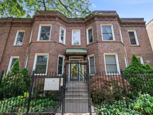 2442 N Linden Place , Unit 2, Chicago, IL 60647
