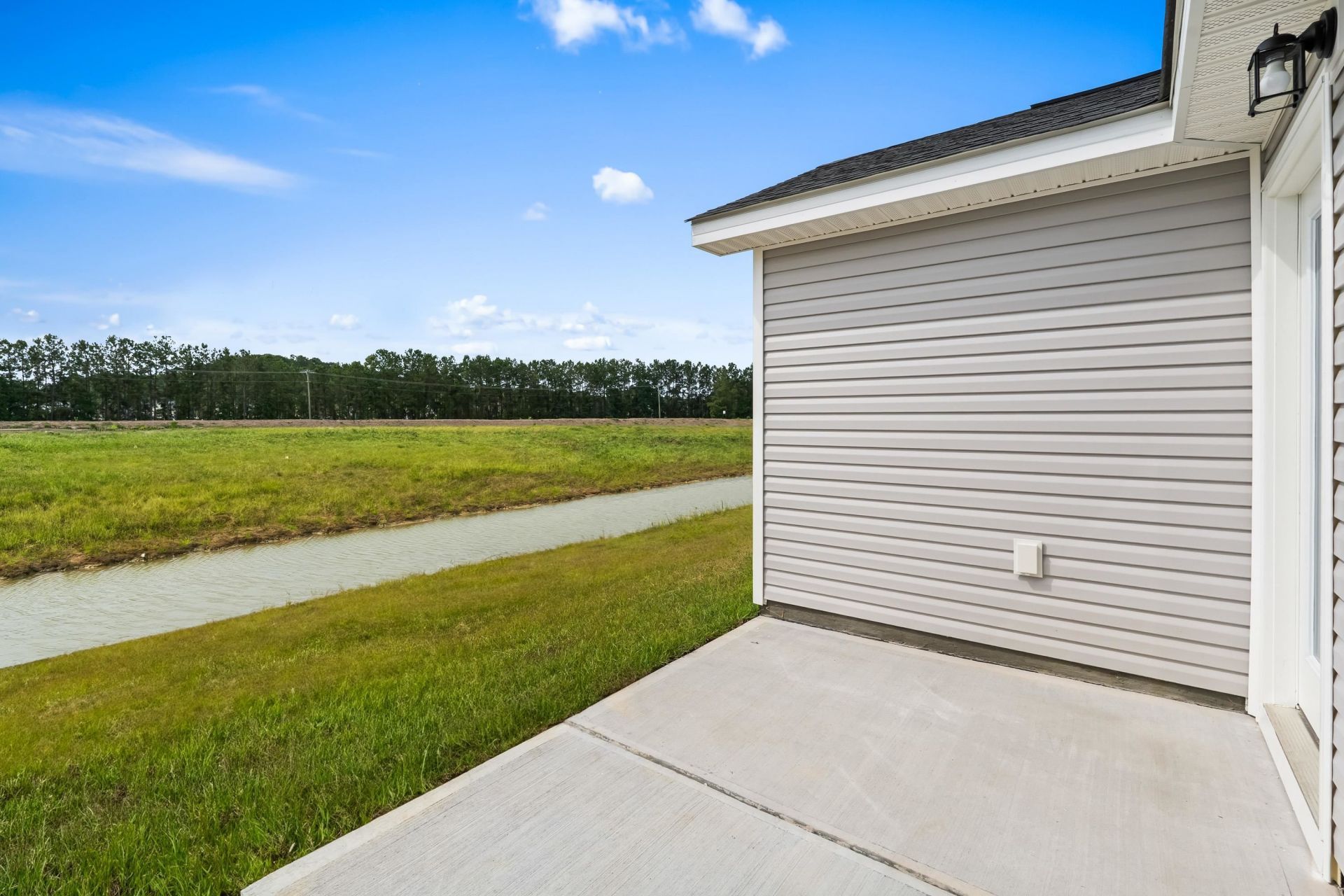 882 Alaska Dr Photo 33
