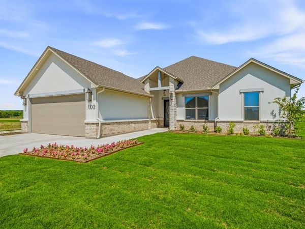 102 Eagle Court, Glen Rose, TX 76077
