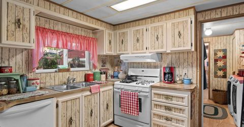 4692 W Leonesio Drive, Sun Valley, NV 89433 Photo