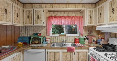 4692 W Leonesio Drive, Sun Valley, NV 89433 Photo