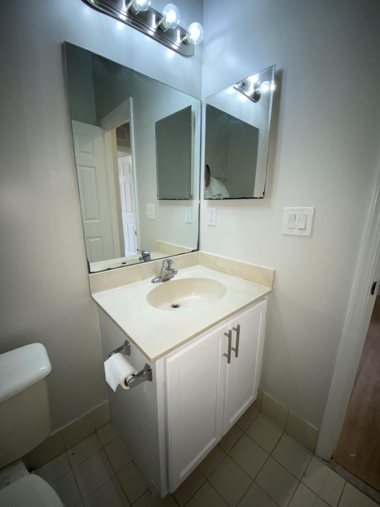 1215 Rosegate Boulevard, Riviera Beach, FL 33404 Photo