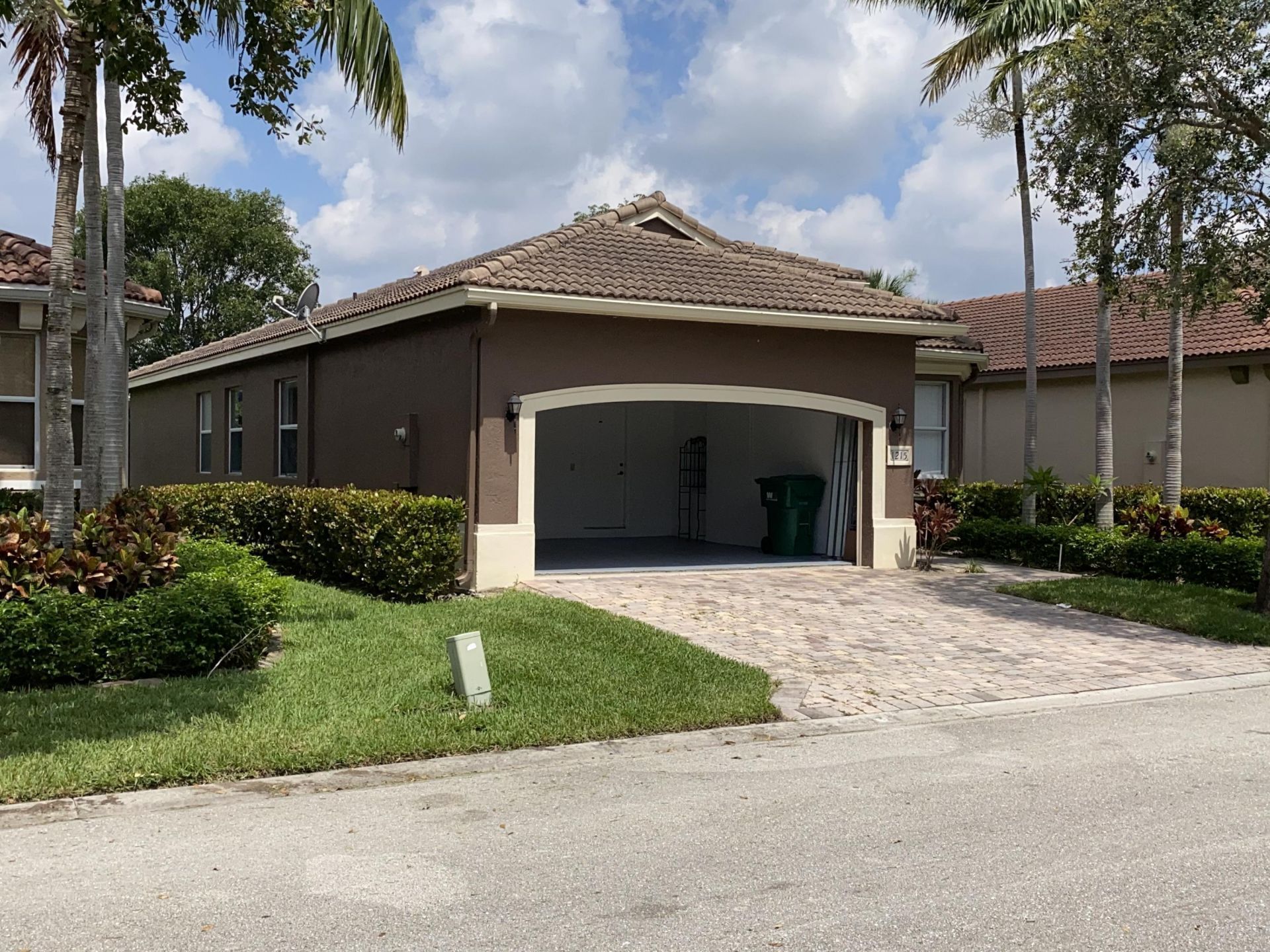 1215 Rosegate Boulevard, Riviera Beach, FL 33404 Photo