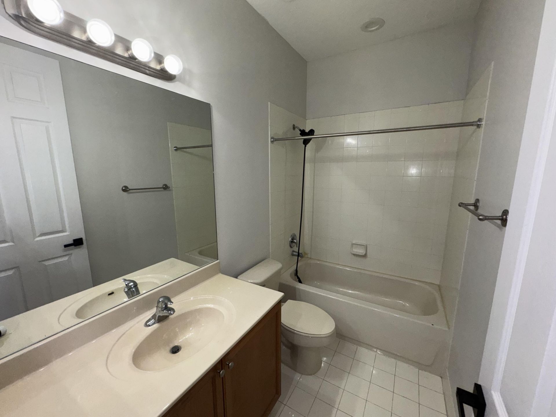 162 Lake Monterey Circle, Boynton Beach, FL 33426 Photo