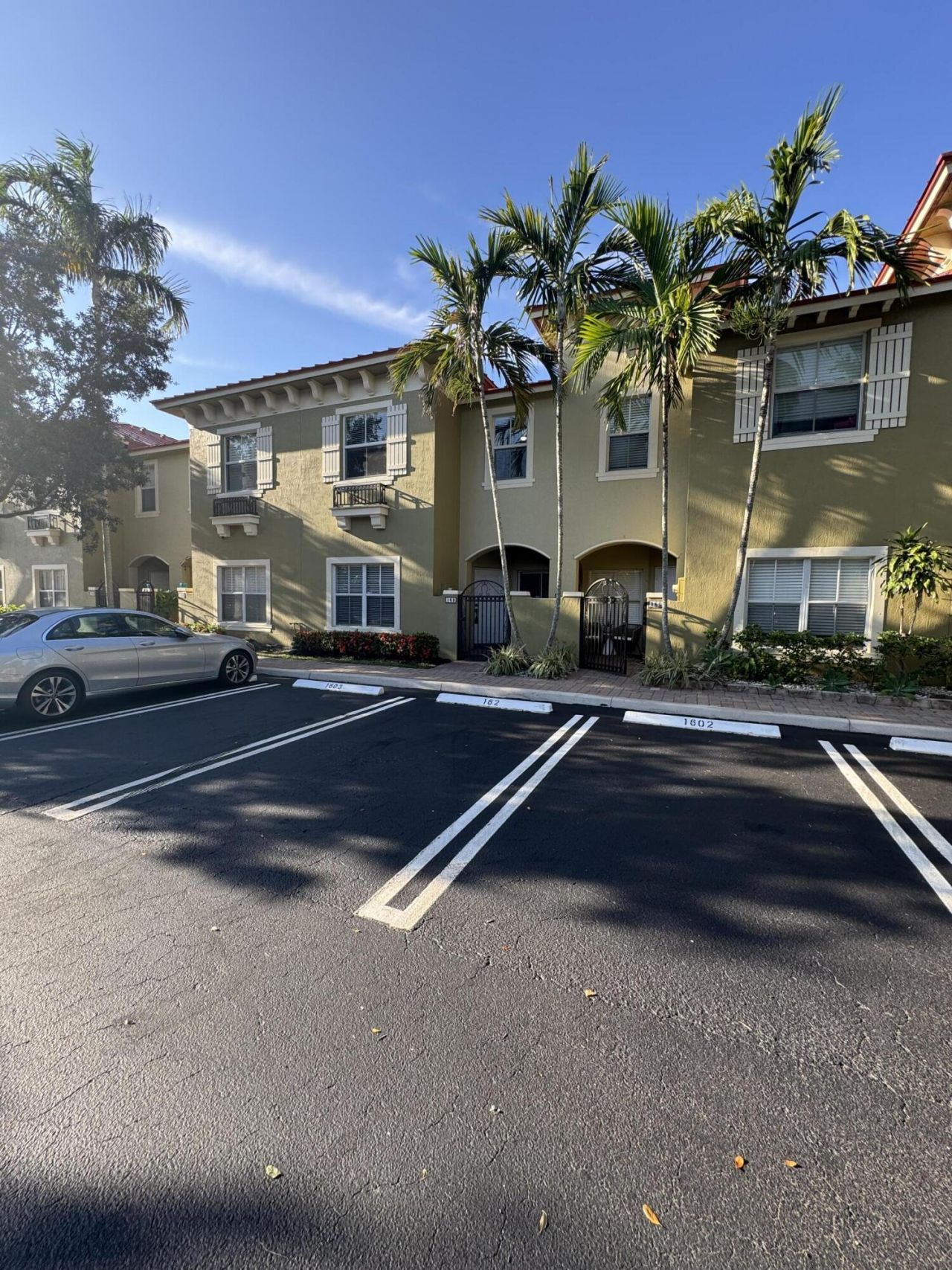 162 Lake Monterey Circle, Boynton Beach, FL 33426 Photo